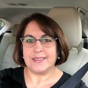 Meet your Posher, Nelly